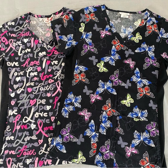 Women’s scrub tops - Picture 1 of 3